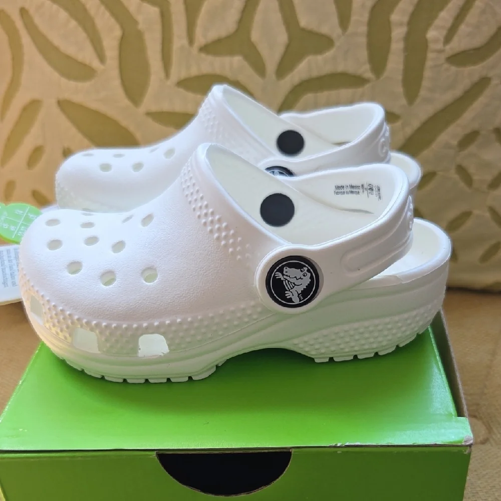 CROCS Kids Water Shoes - White